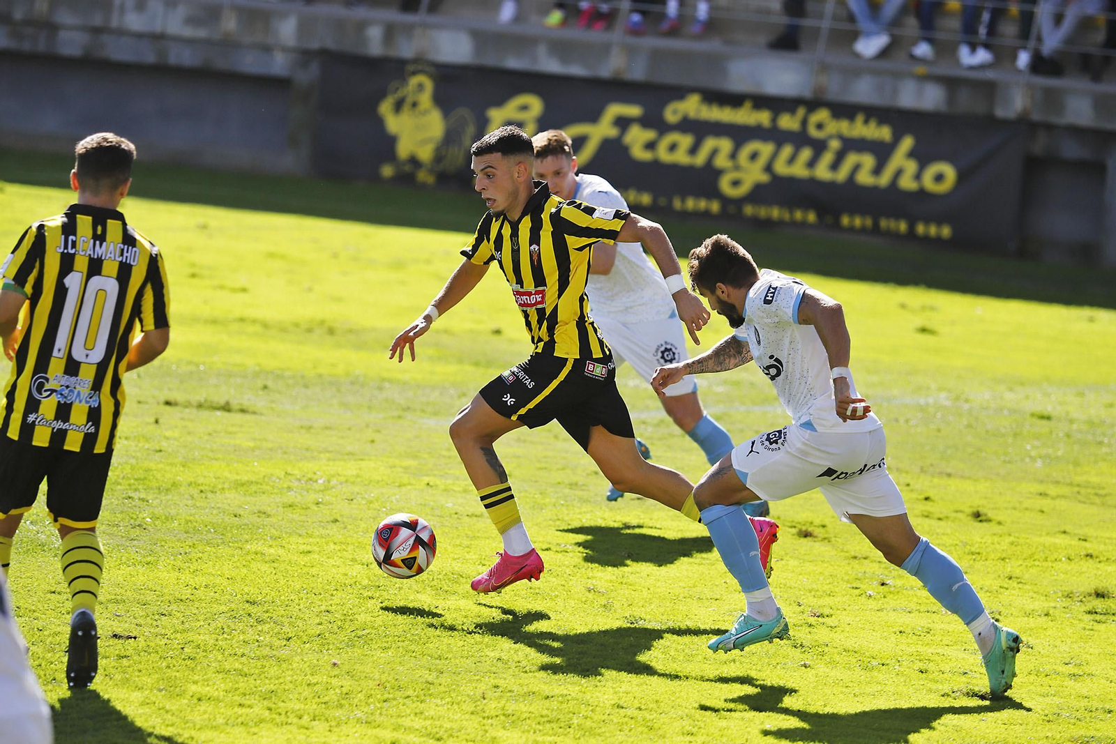 Imágenes del encuentro de Copa del Rey entre el San Roque de Lepe y el Girona