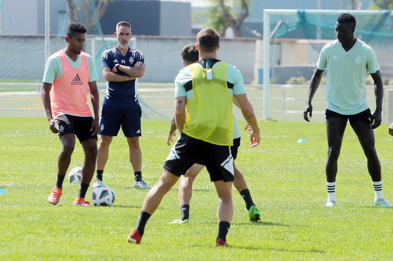 Entrenamiento del Recre, este lunes.