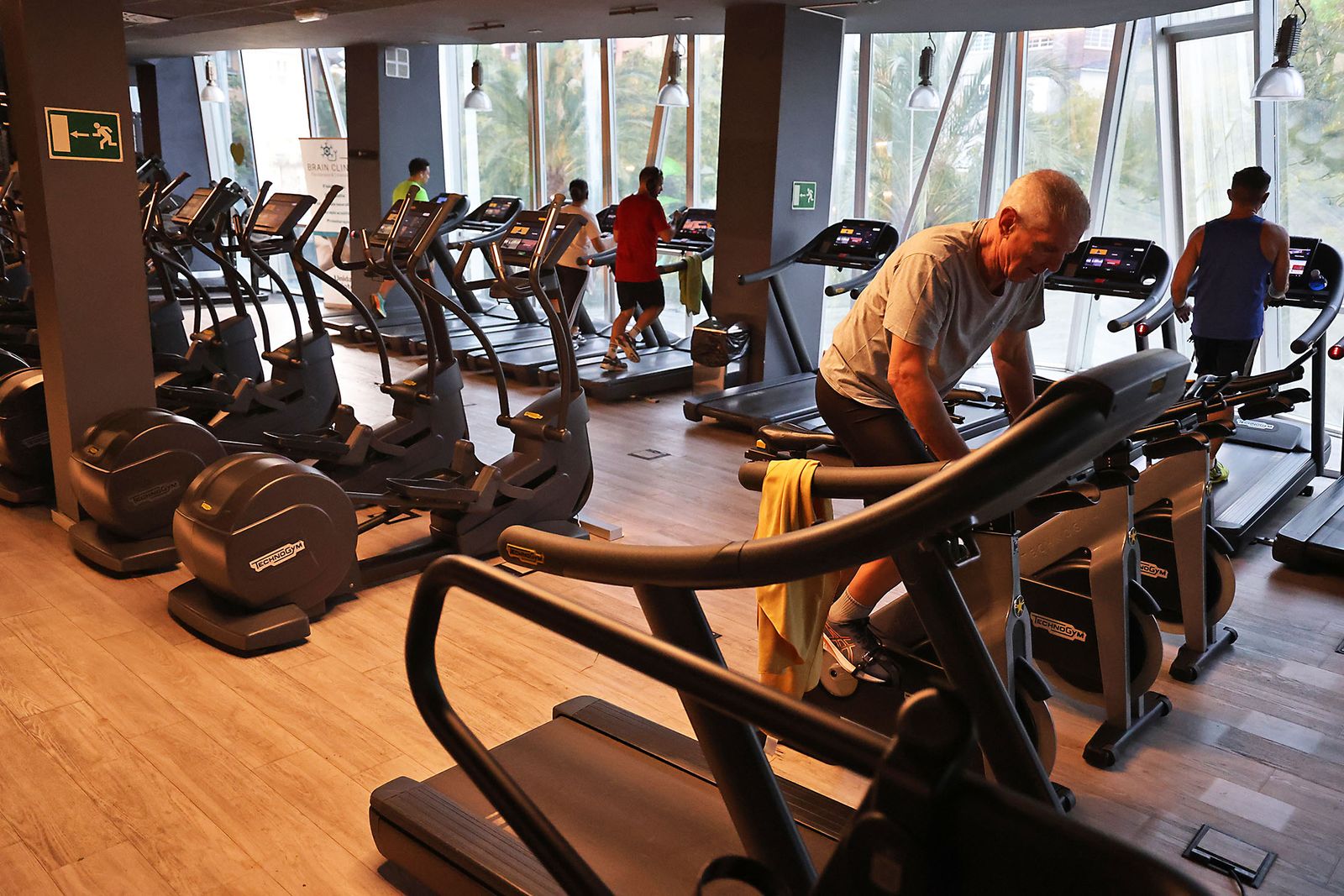 Las fotos de la vuelta al gimnasio en Huelva: El O2 se llena con los propósitos de enero