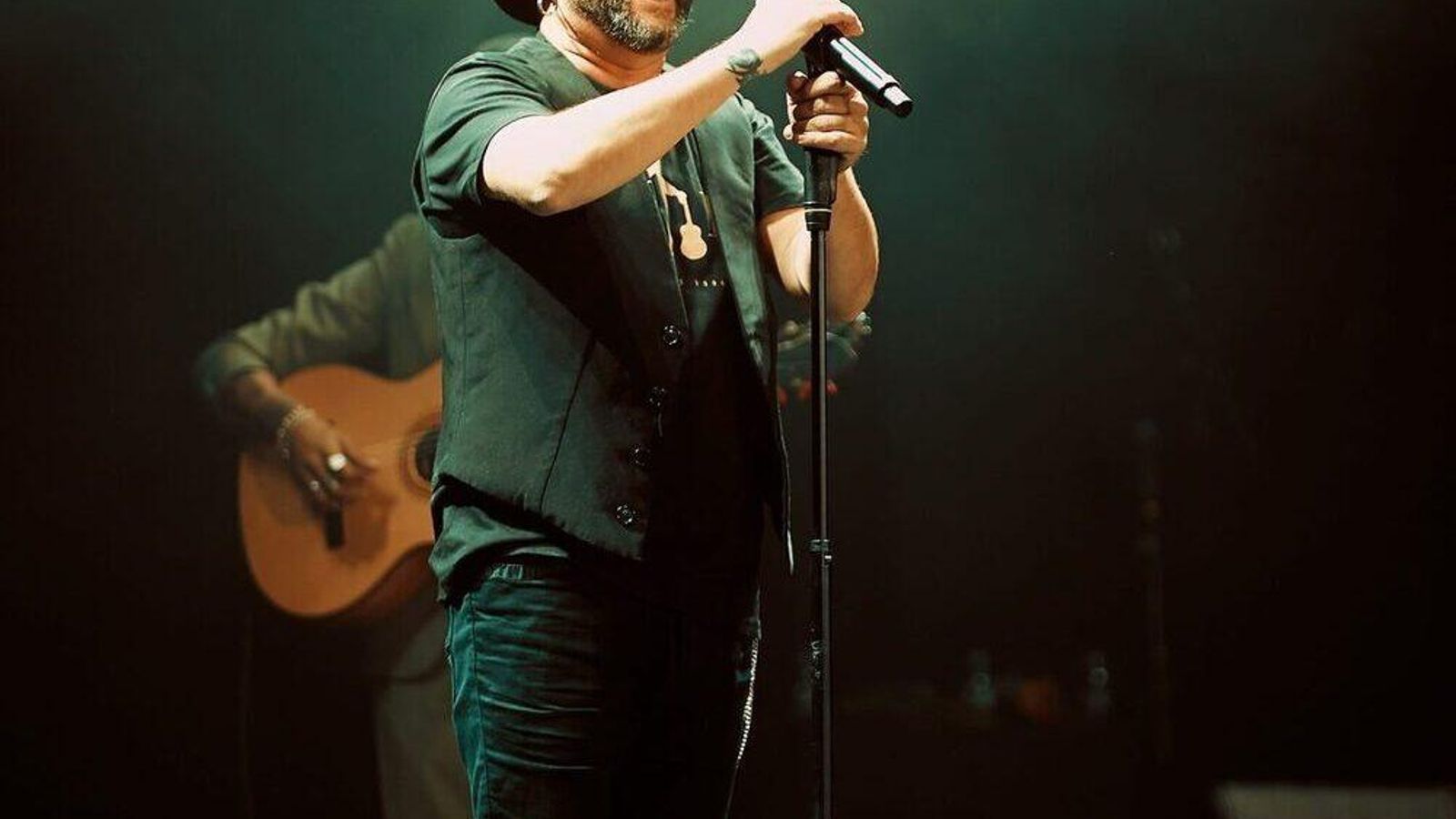 El cantante El Barrio