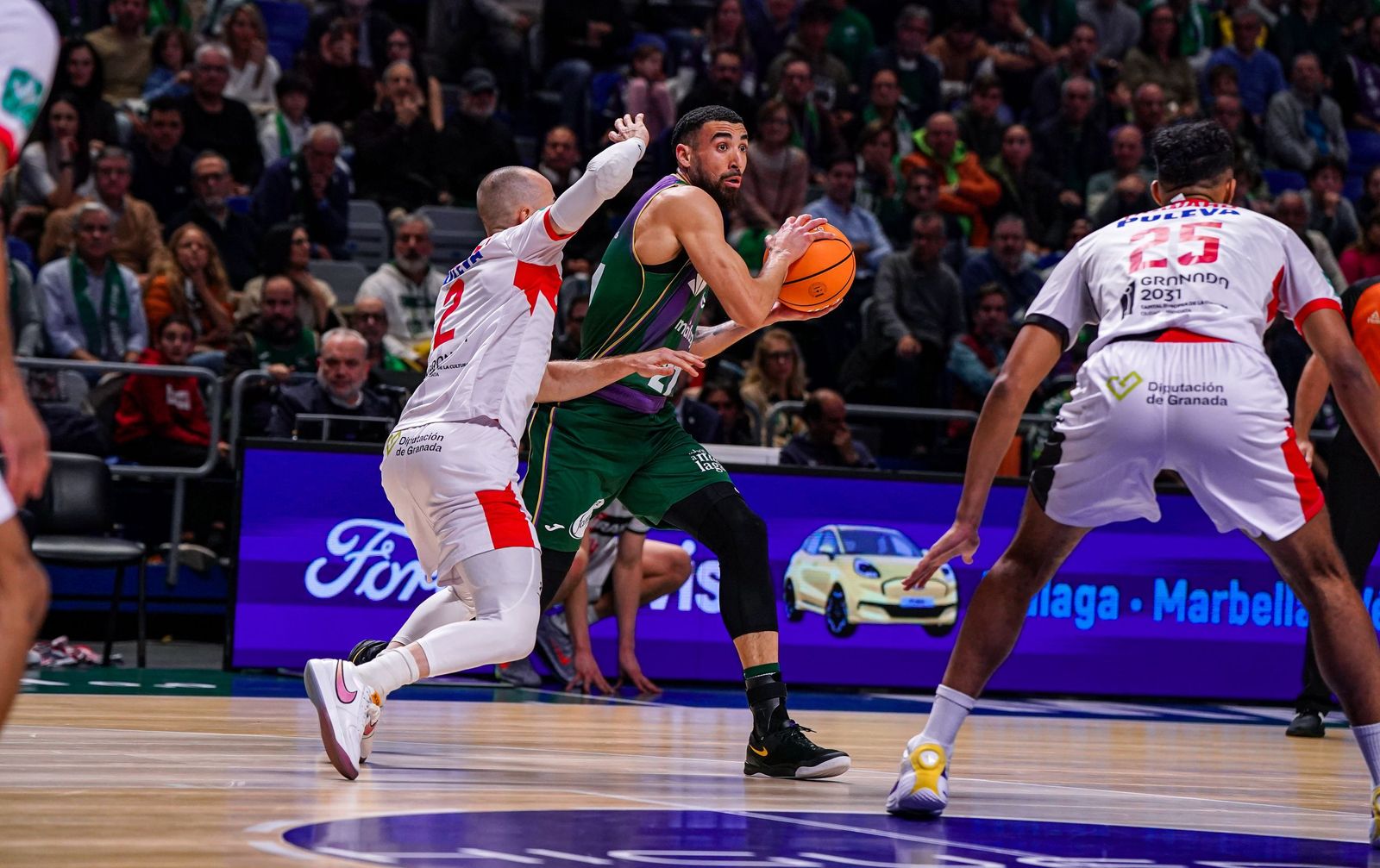El Unicaja-Covirán Granada, en fotos