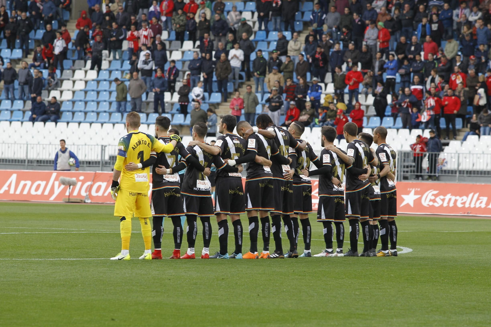 El UD Almería-Rayo Vallecano, en imágenes