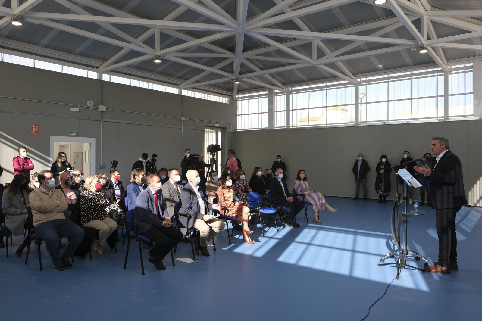 Imágenes de la inauguración de un colegio en Viator. Javier Imbroda. Almería