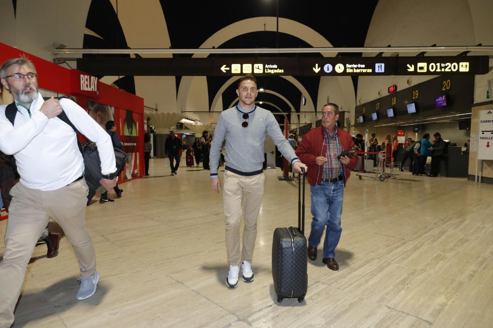 Joaquín, ayer en el aeropuerto San Pablo.