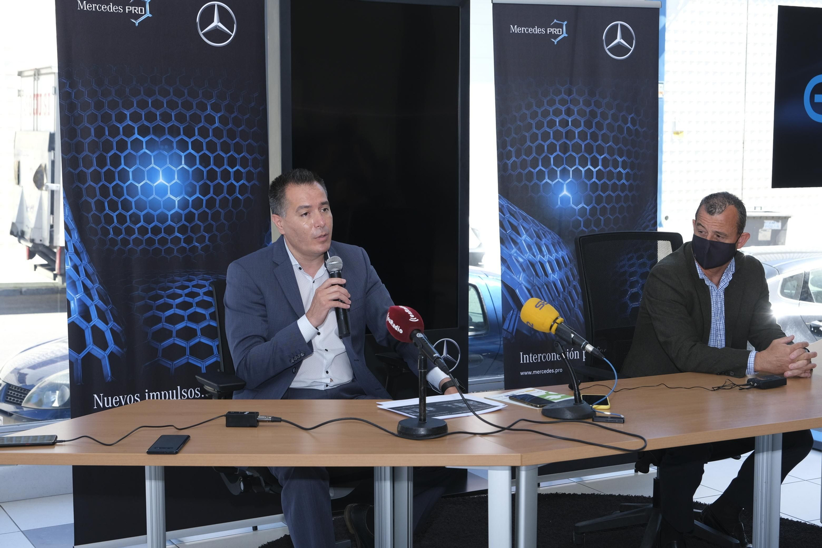 Fotogalería coches eléctricos de Mercedes Benz. Saveres