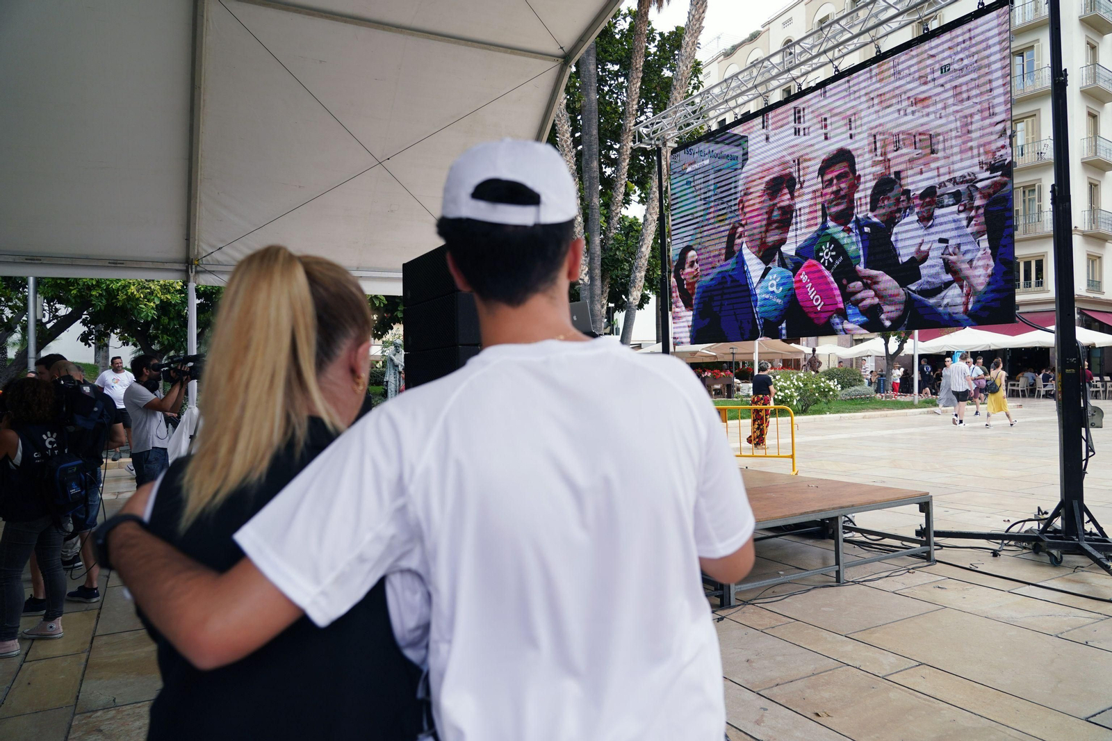 Málaga se queda sin Expo: la decepción en calle Alcazabilla