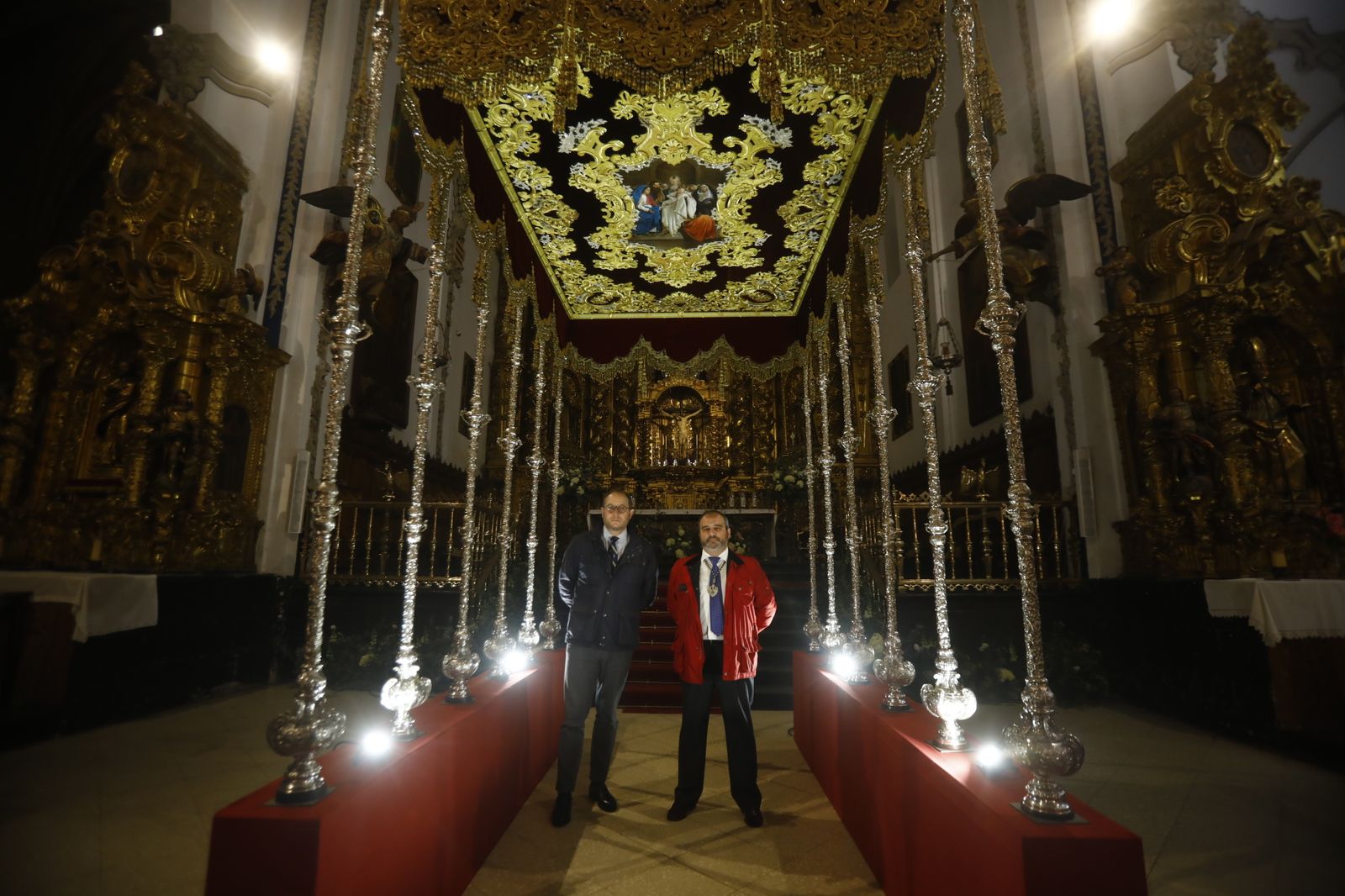 La presentación del techo de palio de la Virgen de la Candelaria de Córdoba, en  imágenes