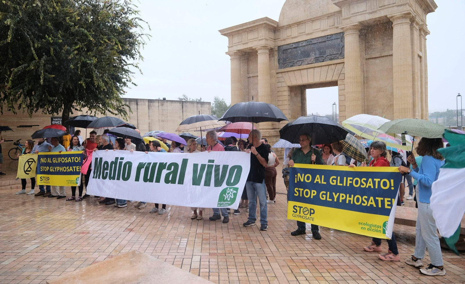 Protesta de las organizaciones sociales y ecologistas ante la Reunión Informal de Ministros de la UE en Córdoba.