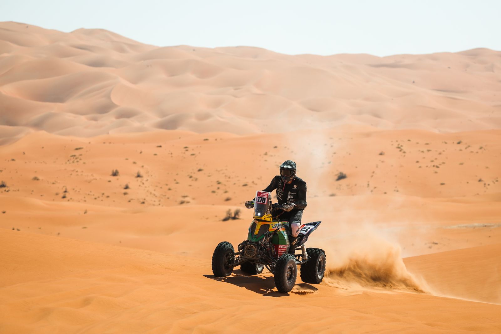 Las espectaculares imágenes del Dakar por las dunas