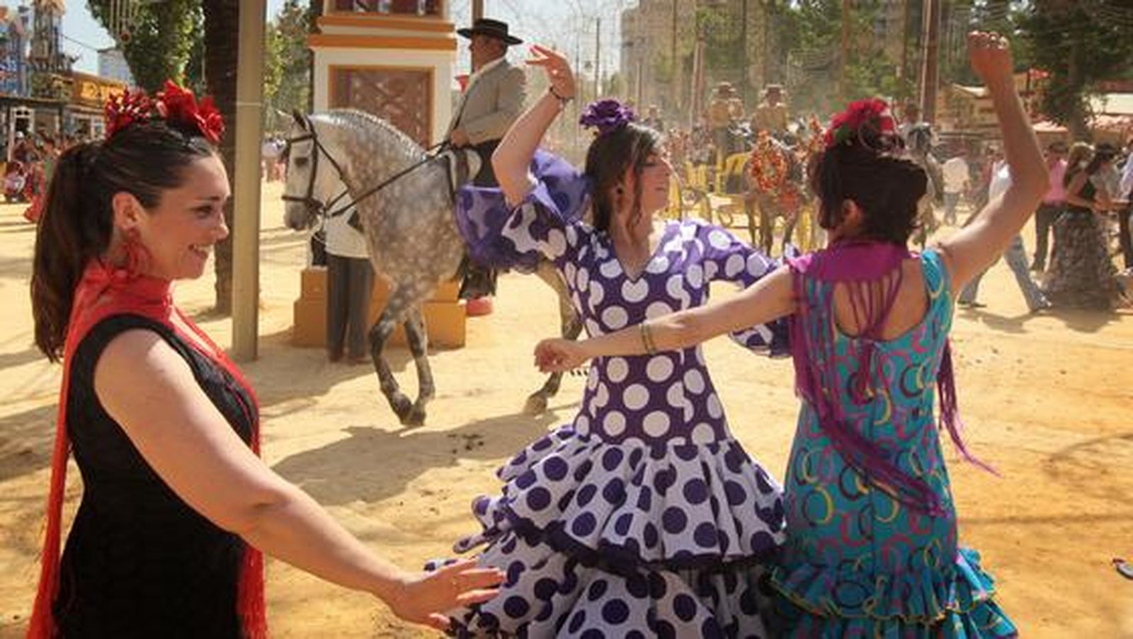 Un día de mucha calor sirve de prólogo a las últimas horas de celebración en el recinto Ferial

Foto: Miguel Angel Gonzalez