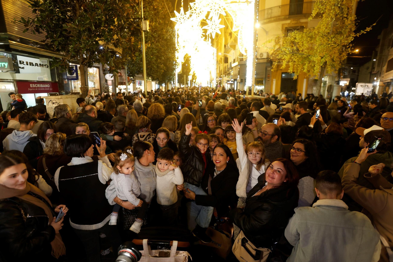 La inauguración del espectáculo de luz y sonido de Cruz Conde, en imágenes