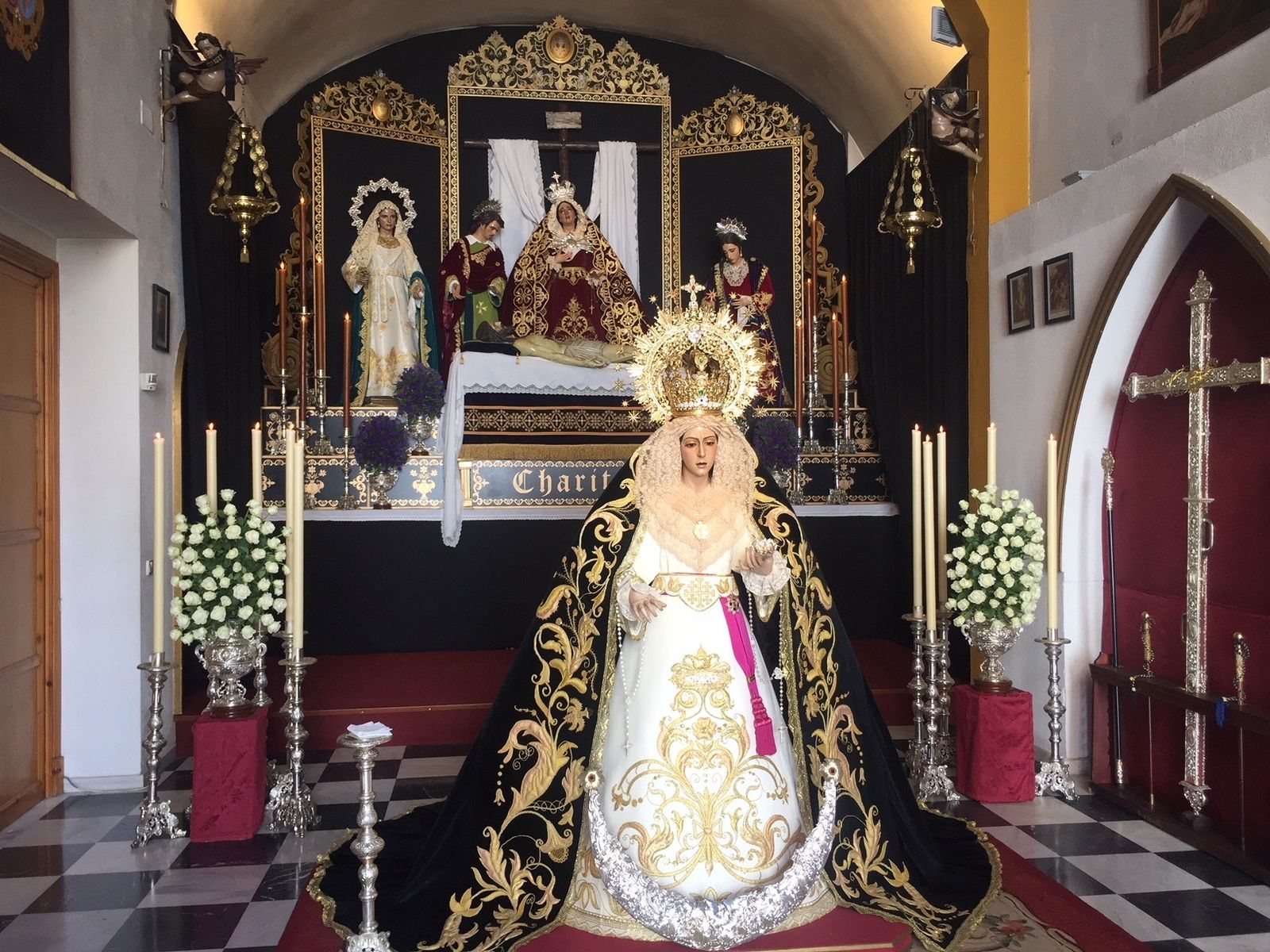 Madre de Dios del Patrocinio en el pasado besamanos magno celebrado recientemente en Jerez.