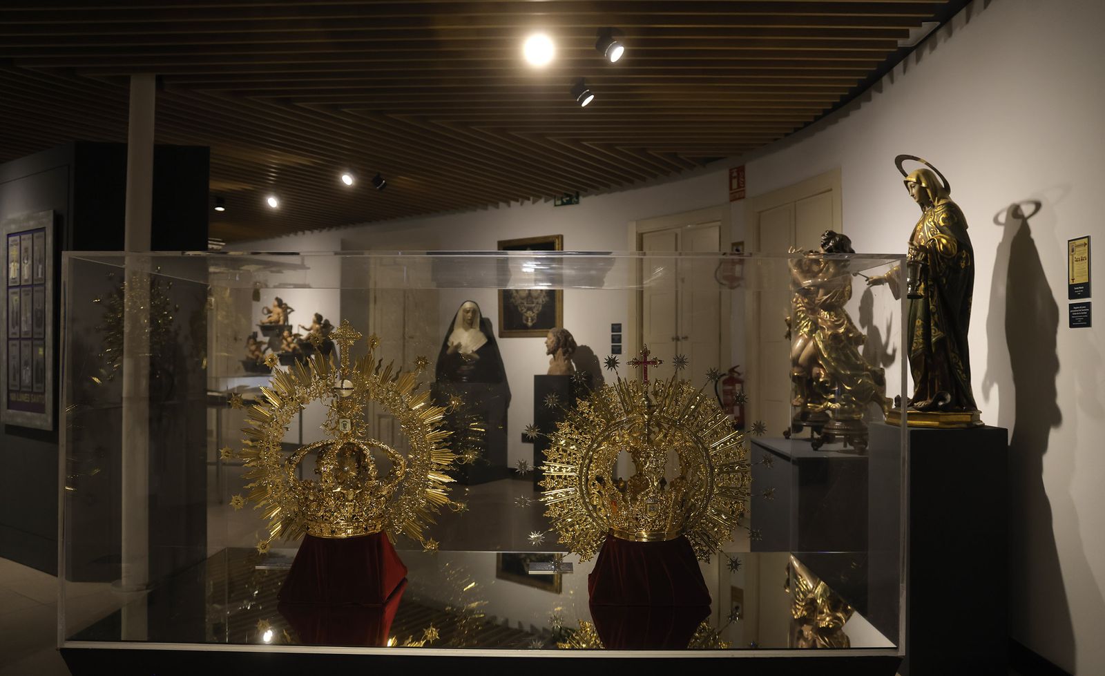 'Cien años para soñar un día. Centenario del Lunes Santo en la Semana Santa de Sevilla', todas las imágenes