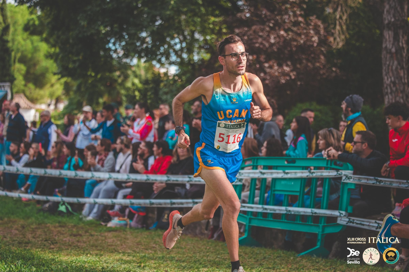 Búscate en las fotos del Cross de Itálica 2025 | 12