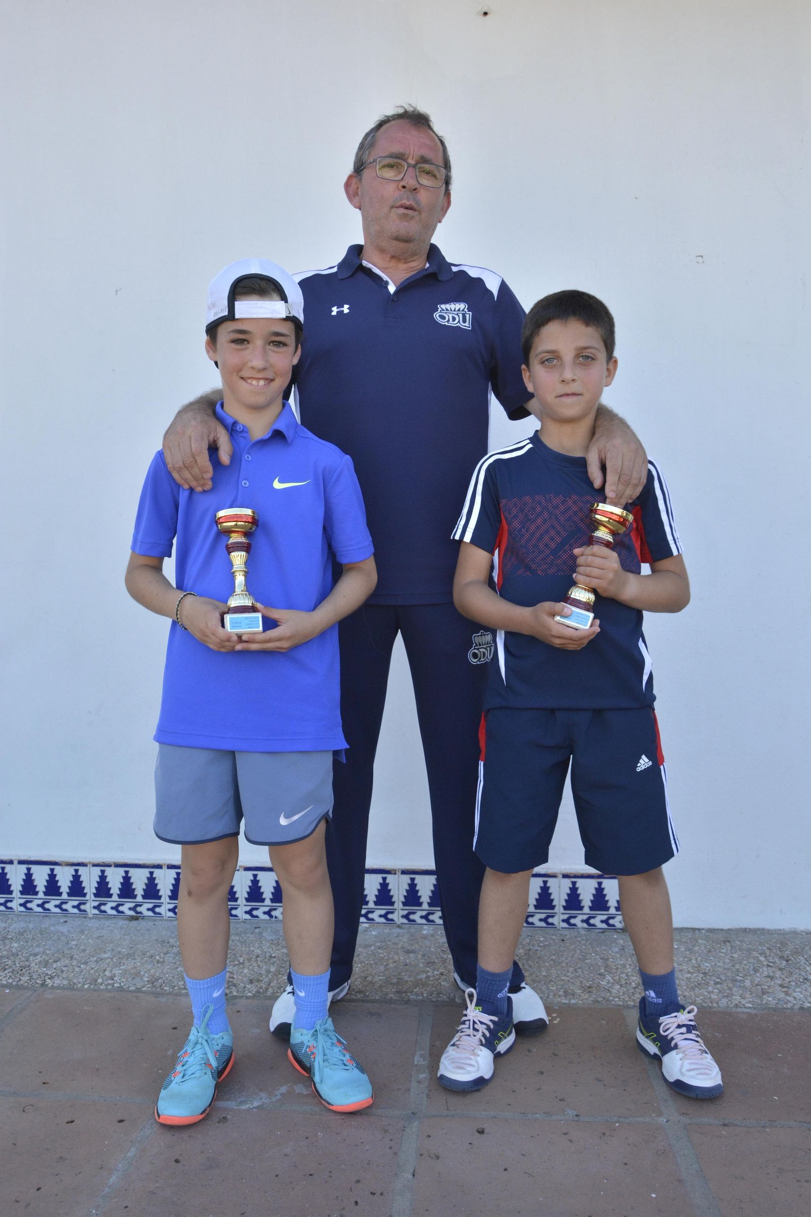 El Linense  Tenis Club triunfa en 'su' Provincial
