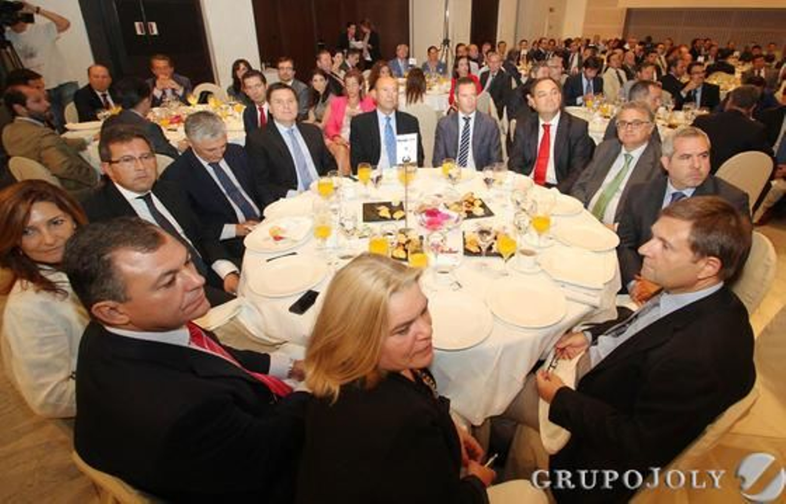 Asunción Fley, José Luis Sanz, Alicia Martínez, Alberto Díaz, Maximiliano Vílchez, Felipe Pulido, Curro Ferraro, José María Pérez, Miguel Ángel Farfán, Antonio Yélamos, Diego Suárez y Juan Lara.

Foto: Belén Vargas / Juan Carlos Vázquez