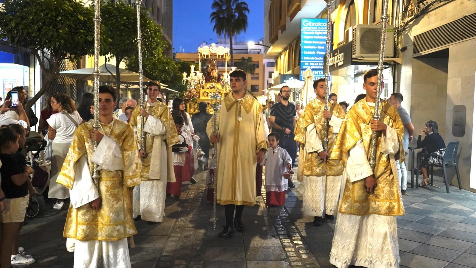 Fotografias de la procesión de la Virgen de Europa por las calles de Algeciras