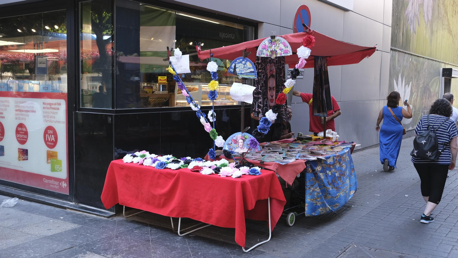 La Feria del Mediodía del martes en Almería, en imágenes