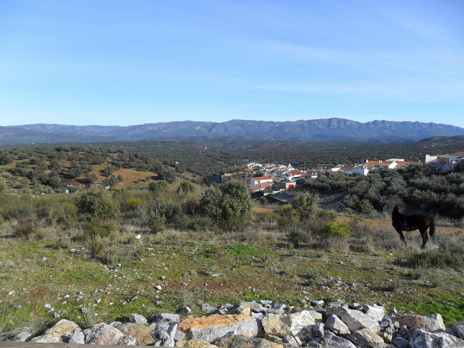Panorámica de Azuel.