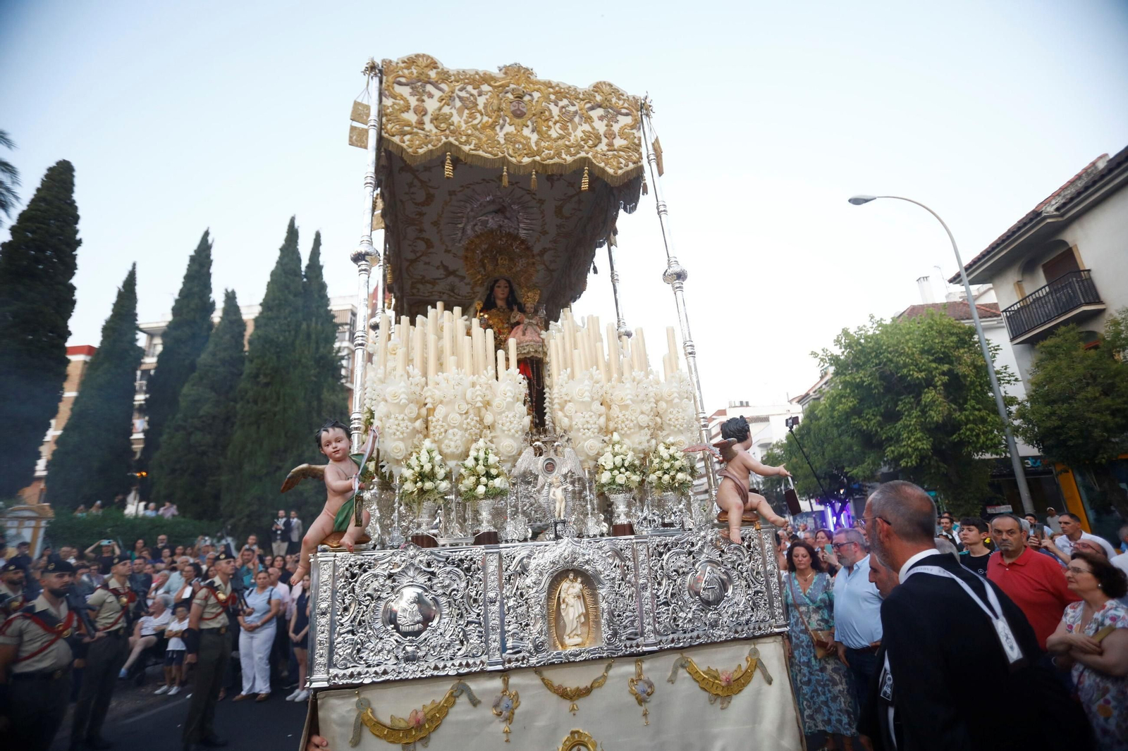 Las mejores fotos de la procesión de la Virgen del Carmen de San Cayetano de Córdoba