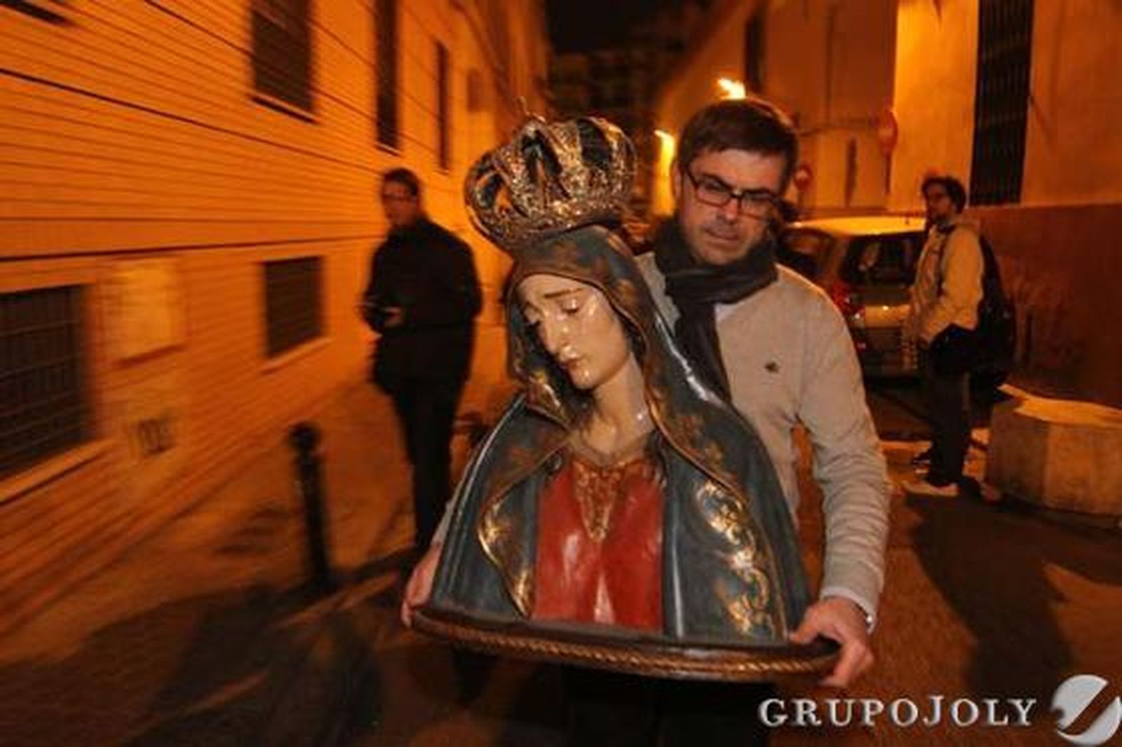 El Arzobispado cierra San Roque por graves problemas estructurales