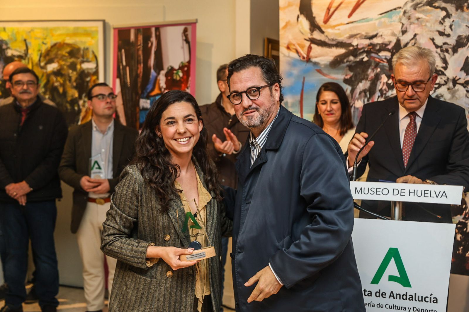 Fotografías de la exposición de ámbito taurino 'Miradas, trazos y estilo'. En el Museo de Huelva