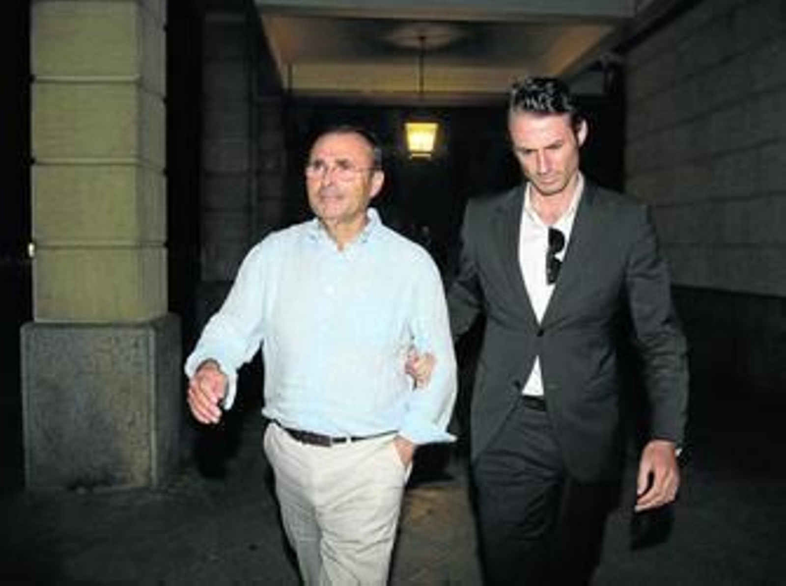 Los representantes de Fitonovo Rafael González Palomo y su hijo José Antonio González Baró, en los juzgados.