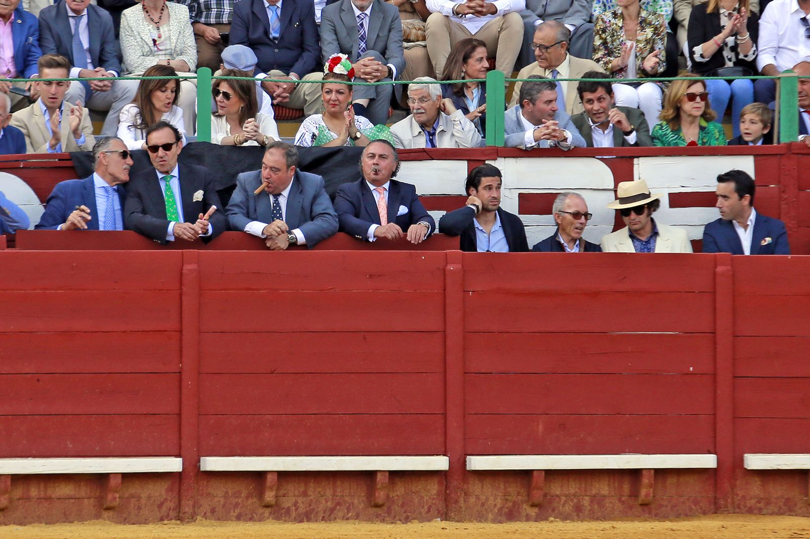 Imágenes de la faena de "El Fandi", Manzanares y Roca Rey en el coso jerezano