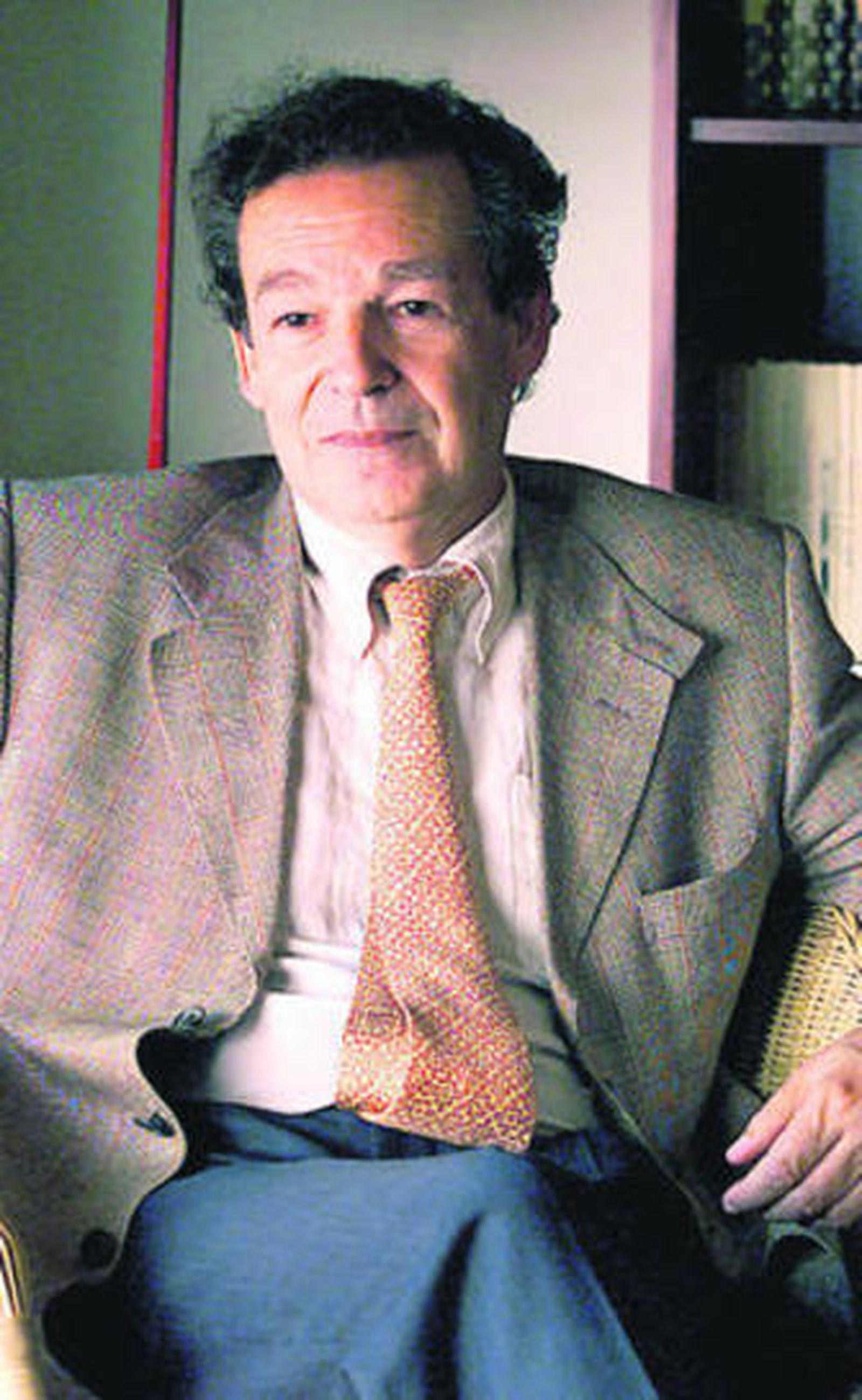 Luis Racionero.