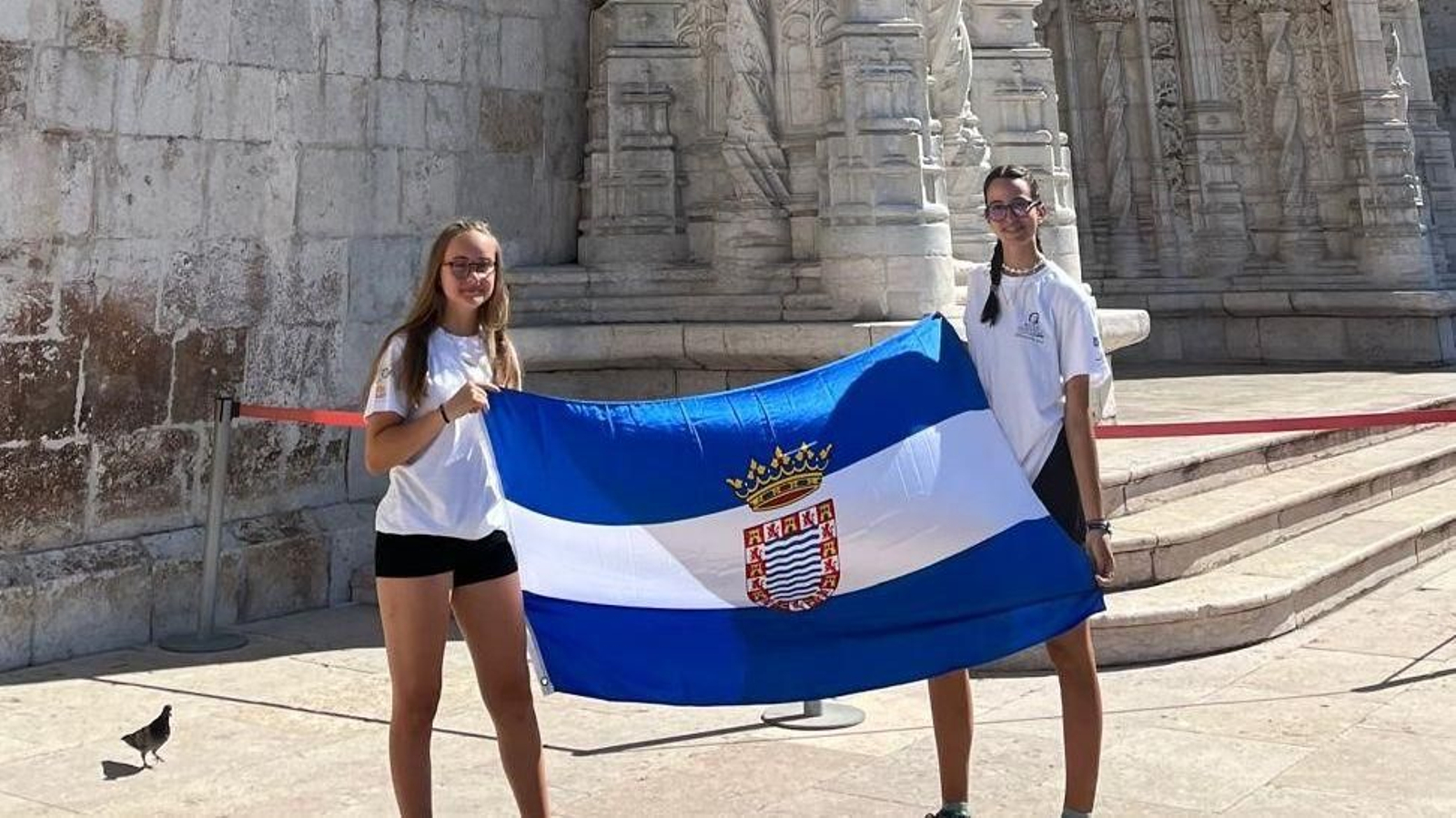 Amalia Rodríguez Narbona y Marta Ruz Alcaide durante su viaje de la Ruta Quetzal.