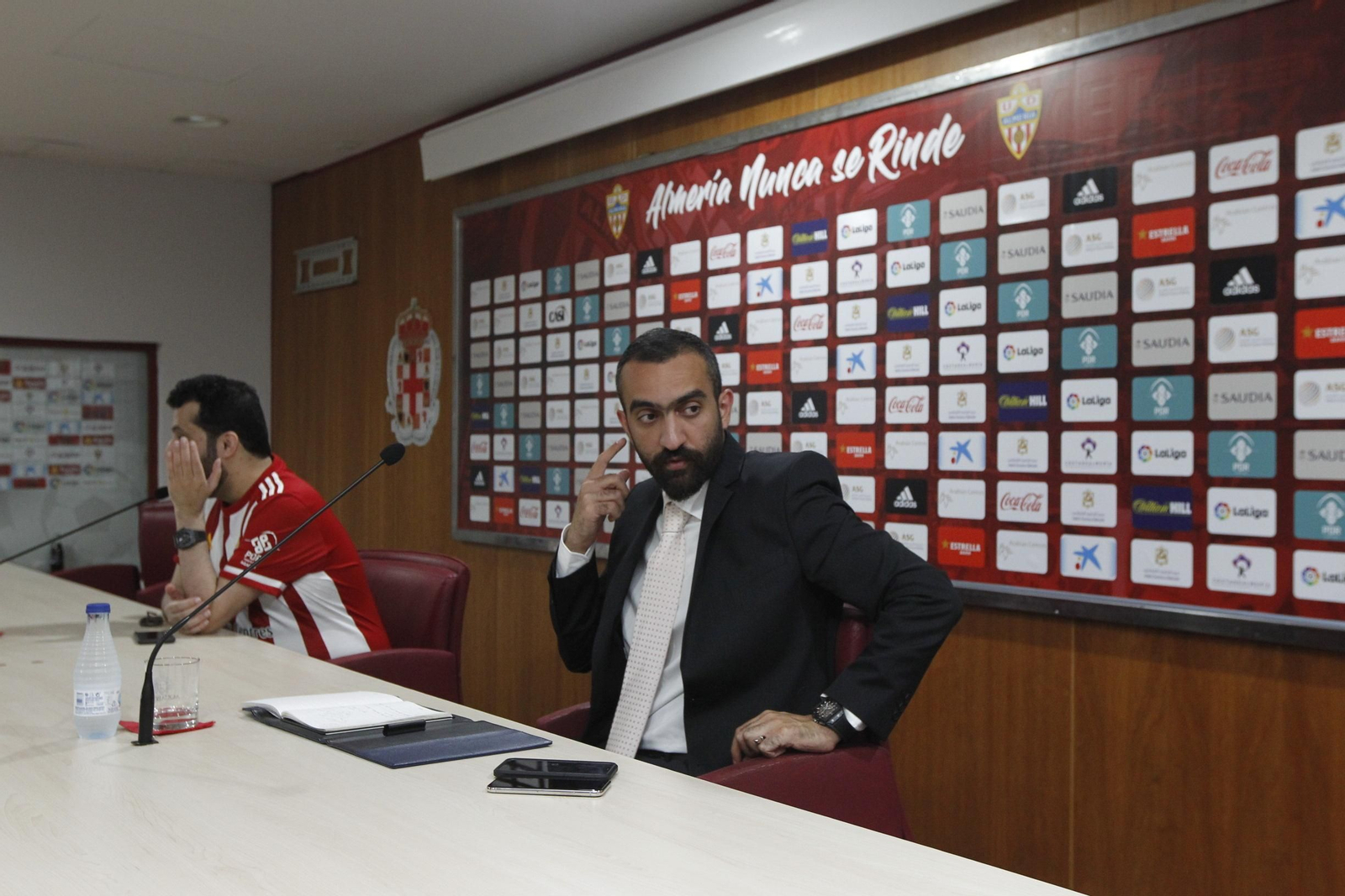 Fotogalería rueda de prensa dueño U.D. Almería, Turki Al-Sheik