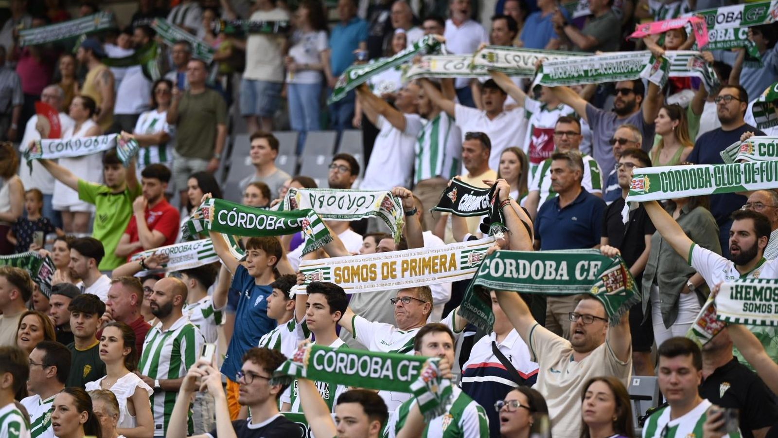 Las mejores fotos del ambiente en El Arcángel para el Córdoba CF - Albacete