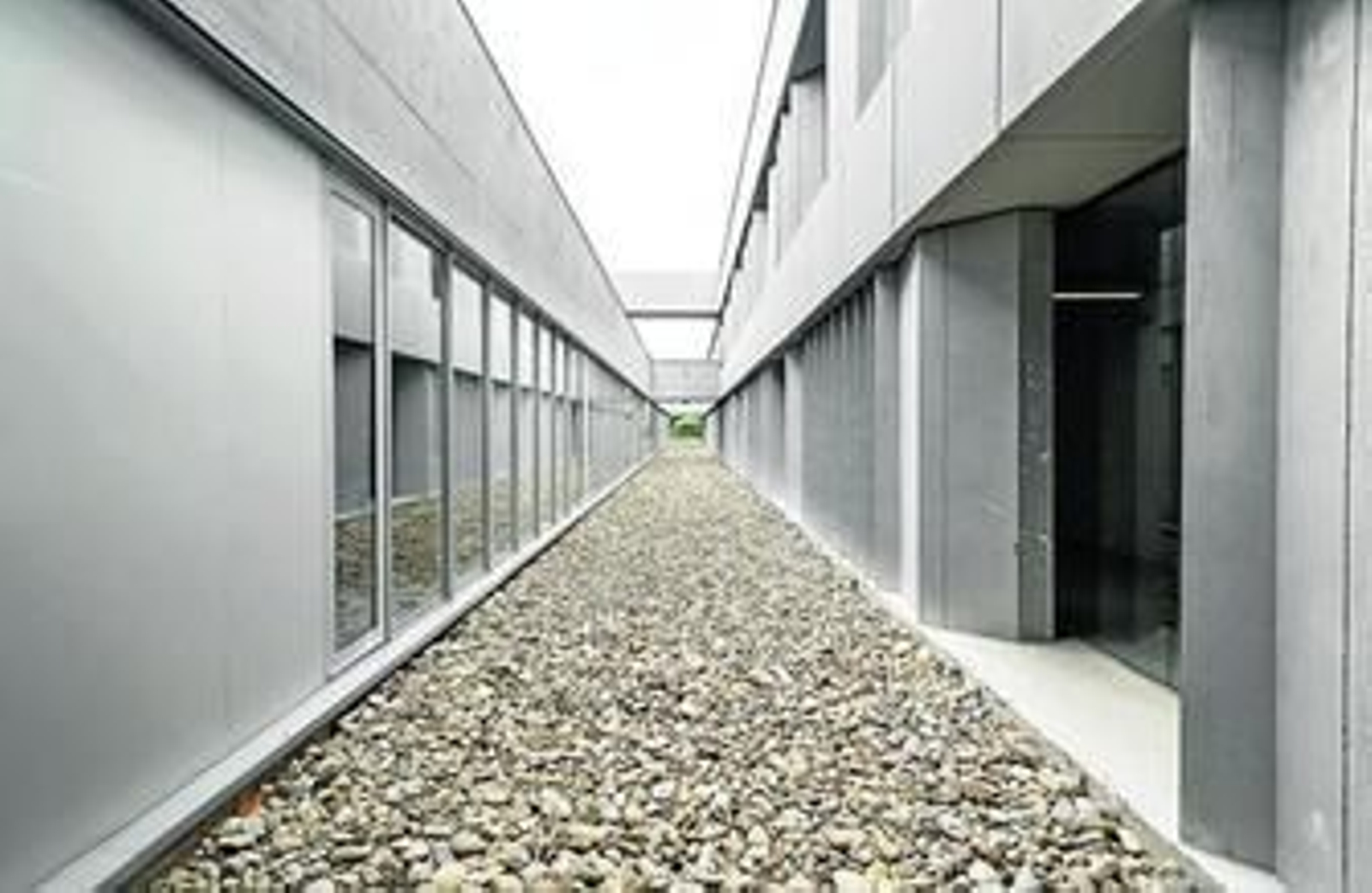 Imagen de las dependencias de la Escuela Superior de Ingeniería.