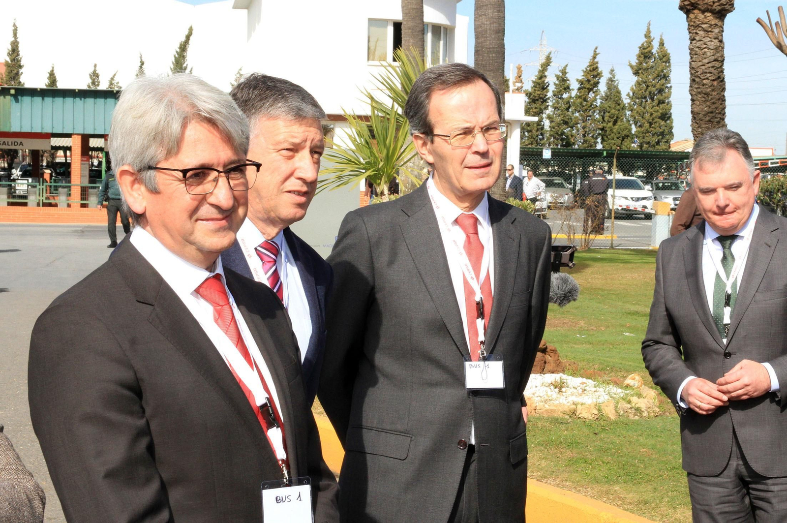 La presidenta de la Junta de Andalucía, Susana Díaz, y el consejero delegado de Cepsa, Pedro Miró, inauguran el proyecto 'Optimización de Aromáticos' de Cepsa, en imágenes