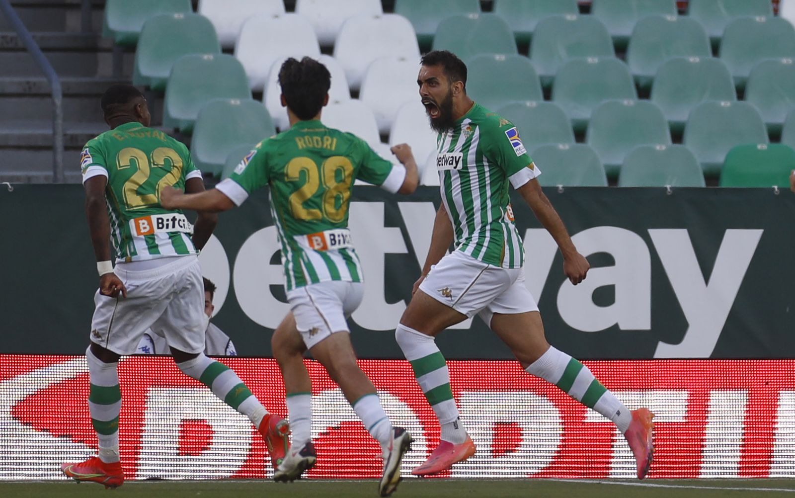 Las imágenes del Betis-Huesca