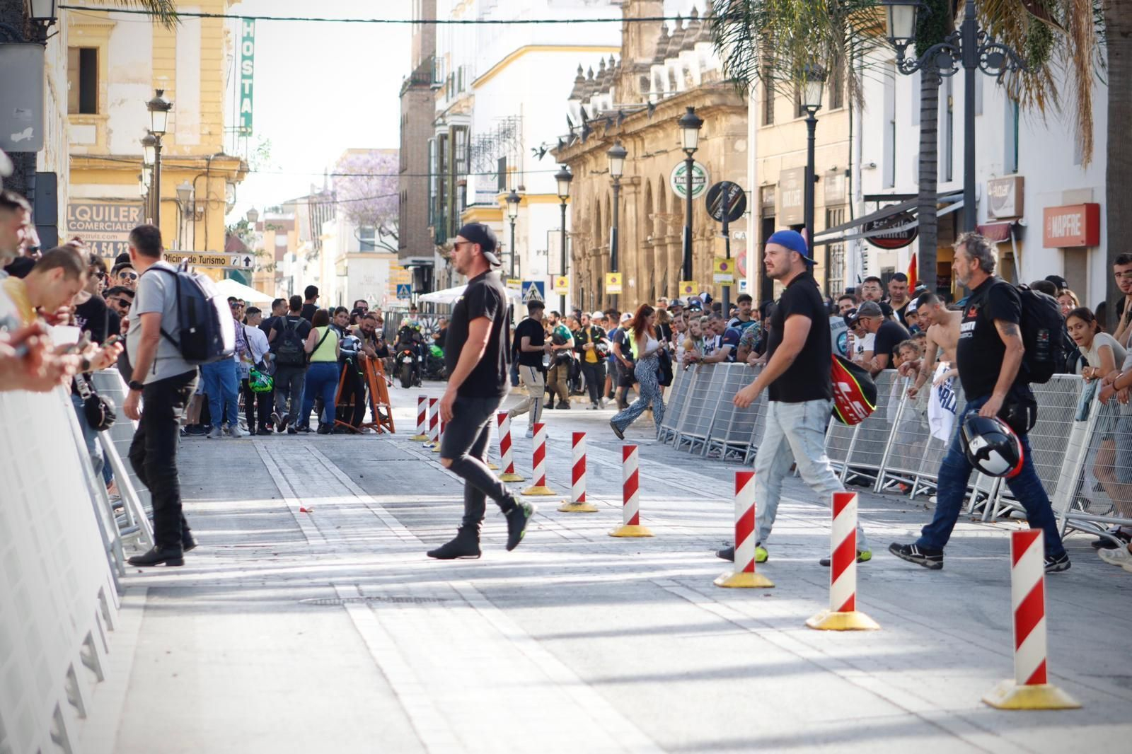 Las imágenes del sábado durante  la morotada en el Puerto de Santa María.