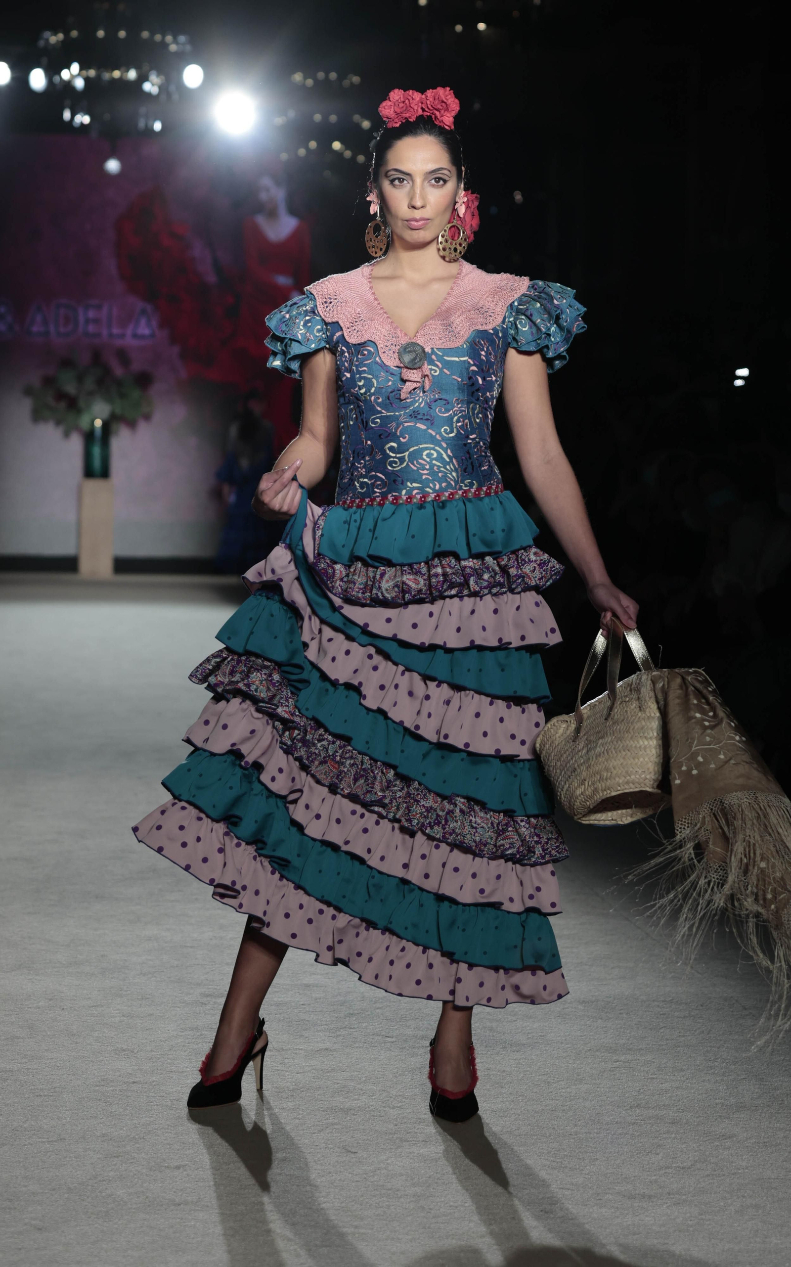 El desfile de Ángela y Adela en We Love flamenco, todas las fotos