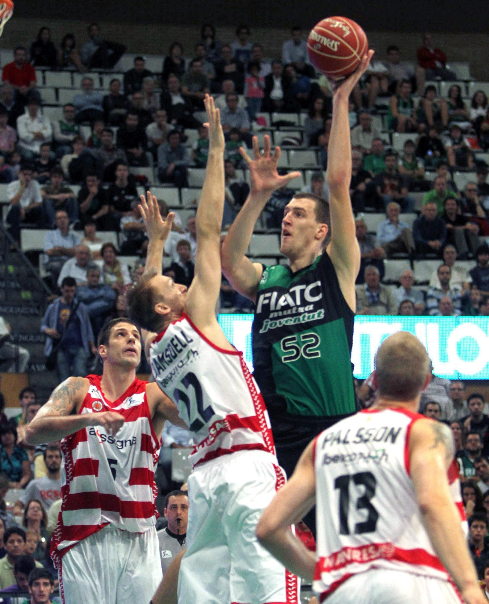 La carrera de Ognjen Kuzmic, en fotos