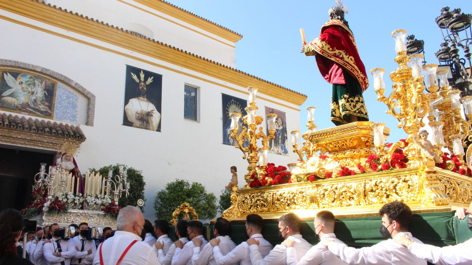 El encuentro de María Santísima de la Victoria y San Juan Evangelista.
