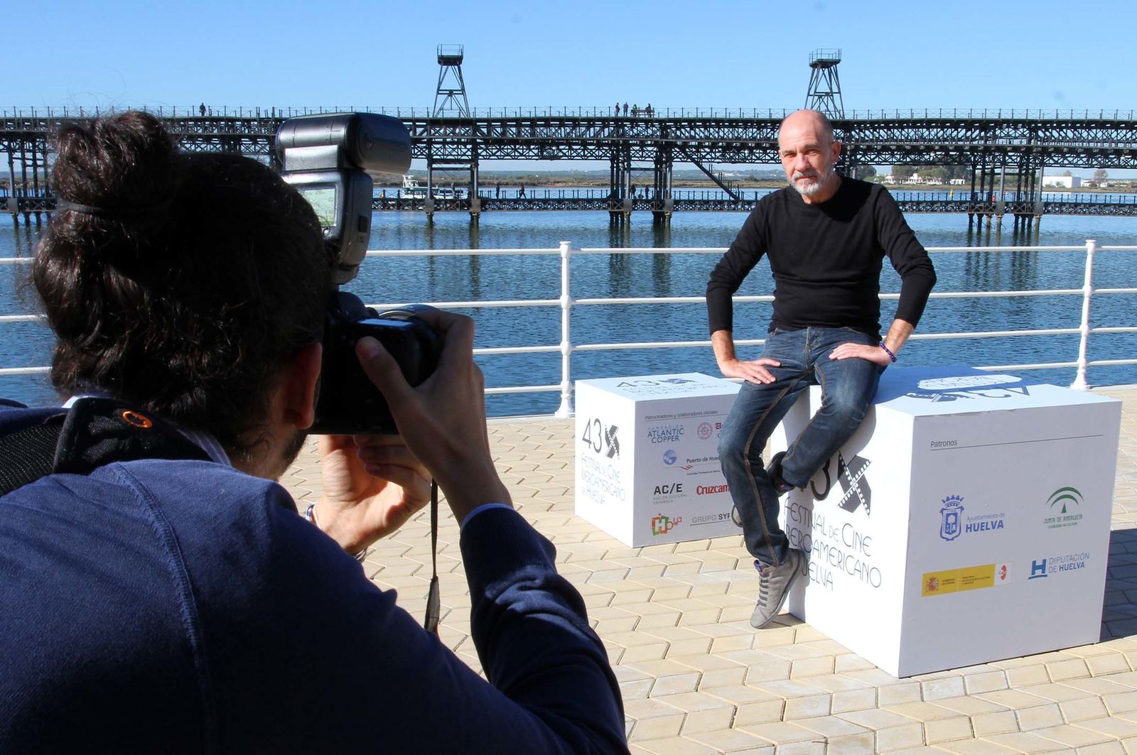 Imágenes de la entrega del premio Ciudad de Huelva a Darío Grandinetti.