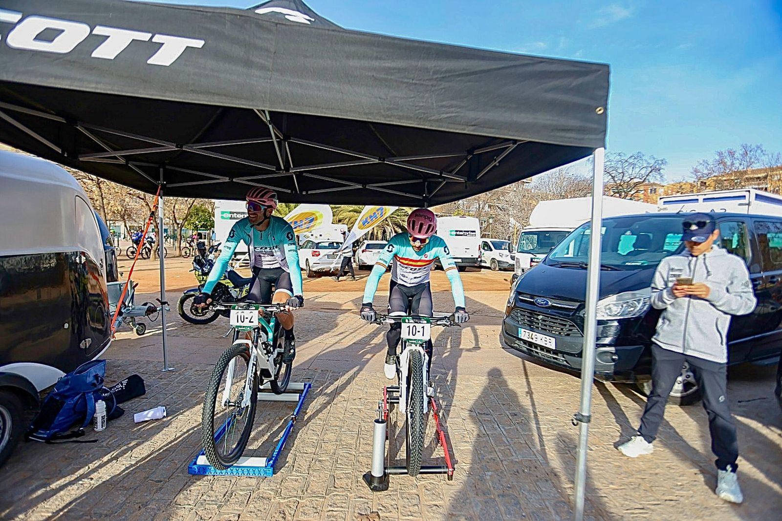 Las mejores imágenes de la primera etapa de la Andalucía Bike Race