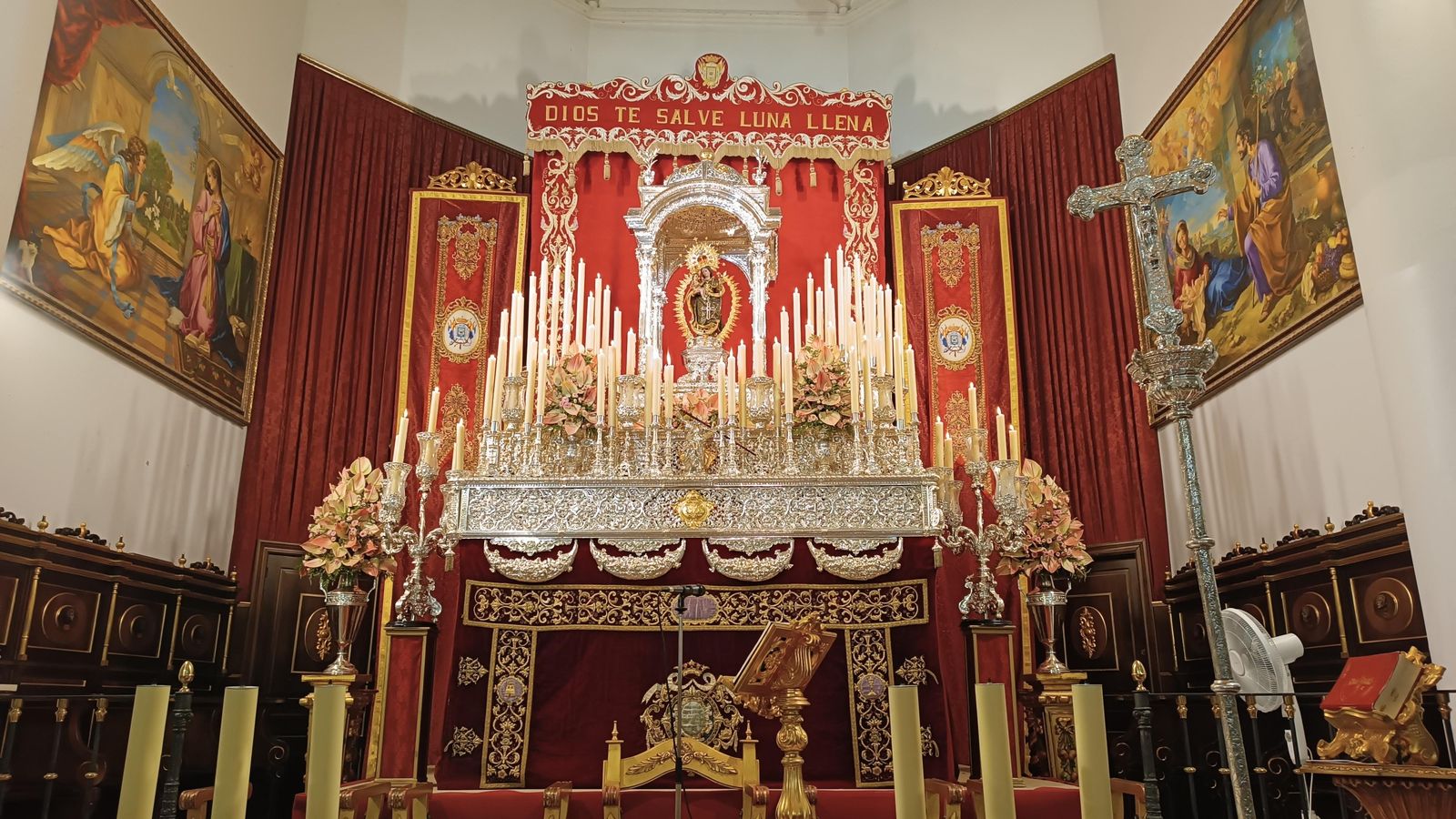 La Virgen Chiquita de la Cinta presidiendo la novena de este año en la parroquia de la Concepción.