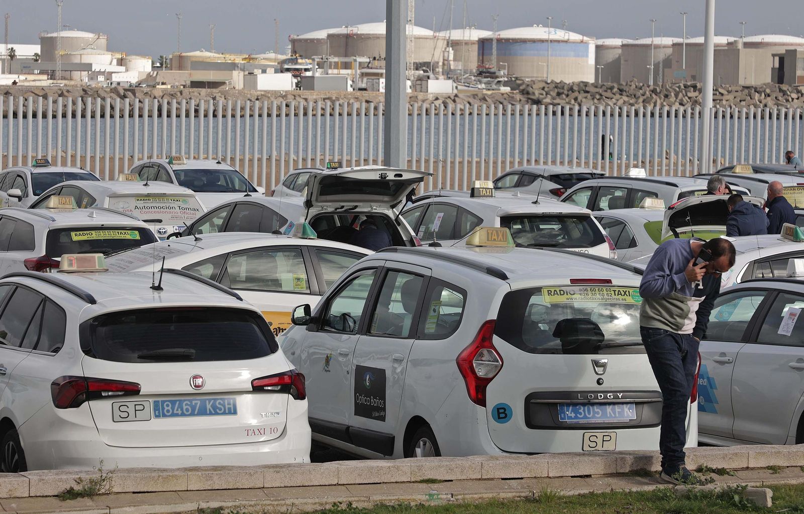 Fotos de las protestas de los taxistas en Algeciras