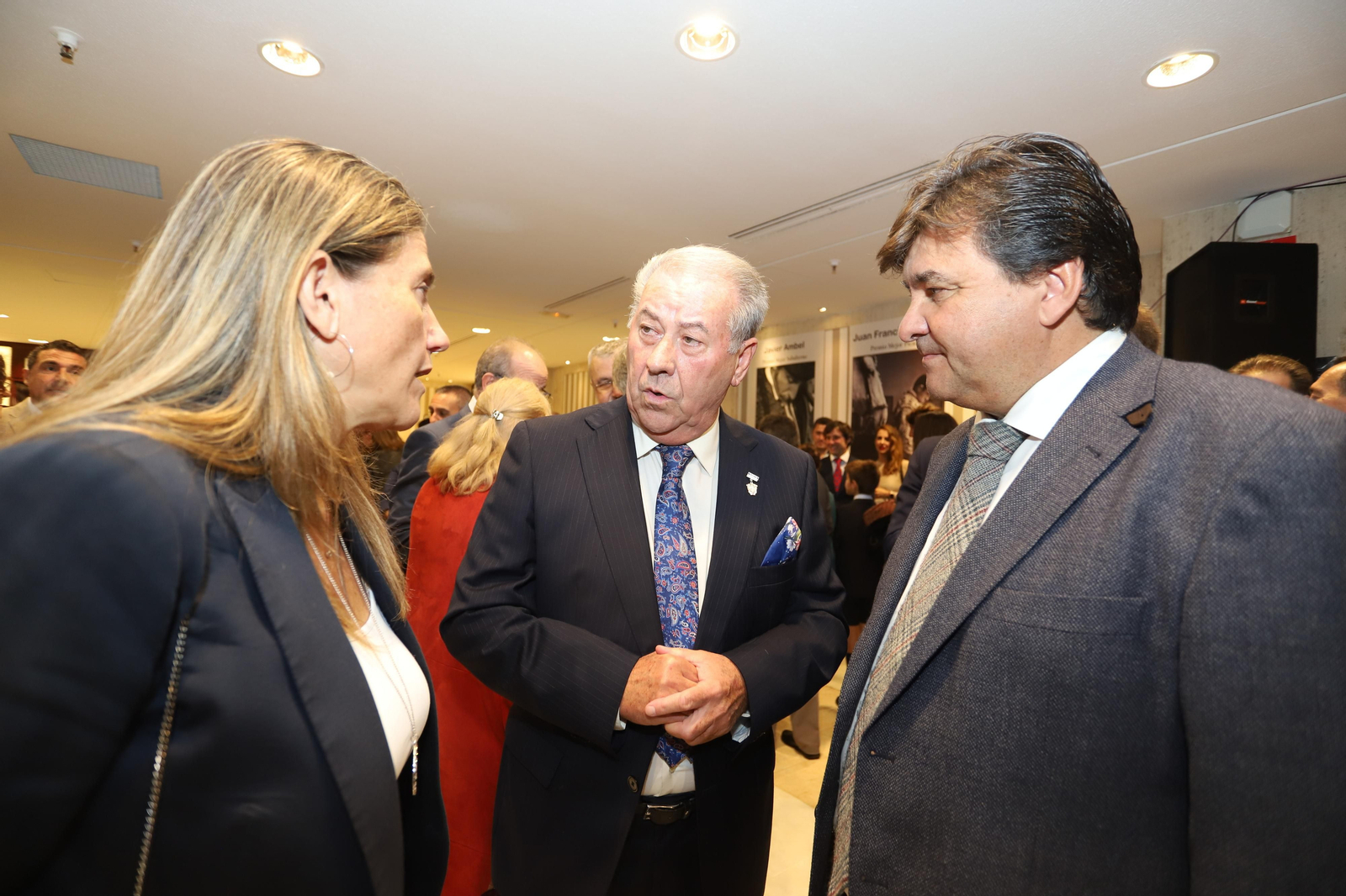 Imágenes  de la recepción en los premios taurinos El Cabezo