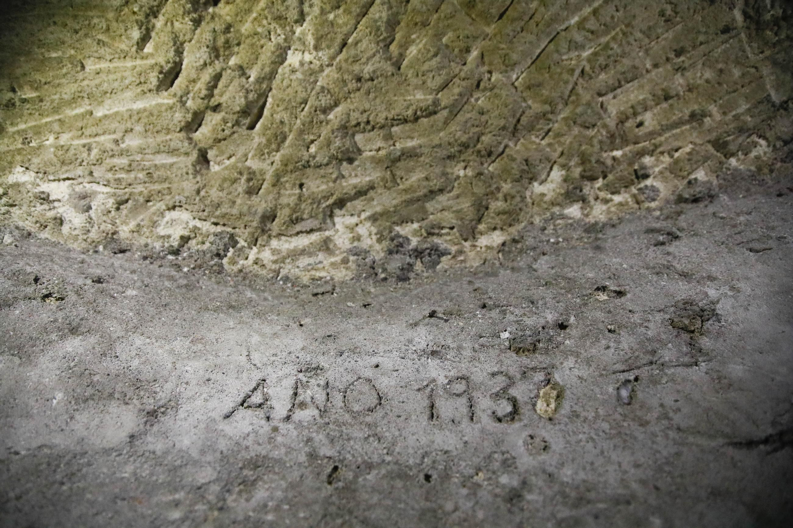 Imágenes de los refugios de la guerra civil descubierto en el barrio de Las Trincheras