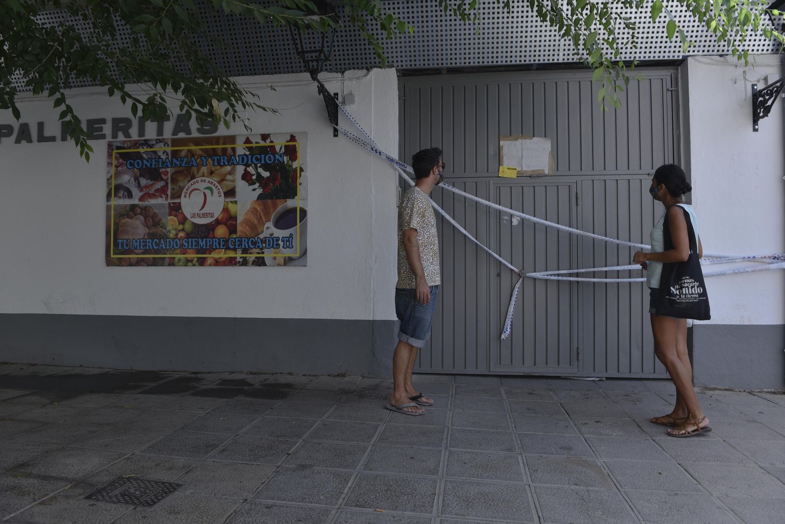 El mercado de Las Palmeritas, cerrado por un brote de coronavirus.
