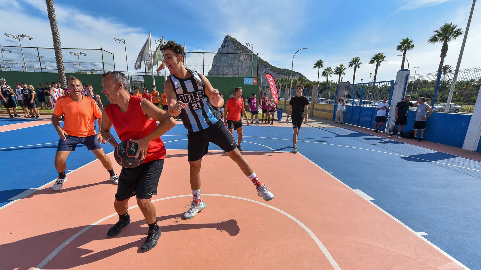 Las fotos del III torneo de baloncesto 3x3 de La Línea