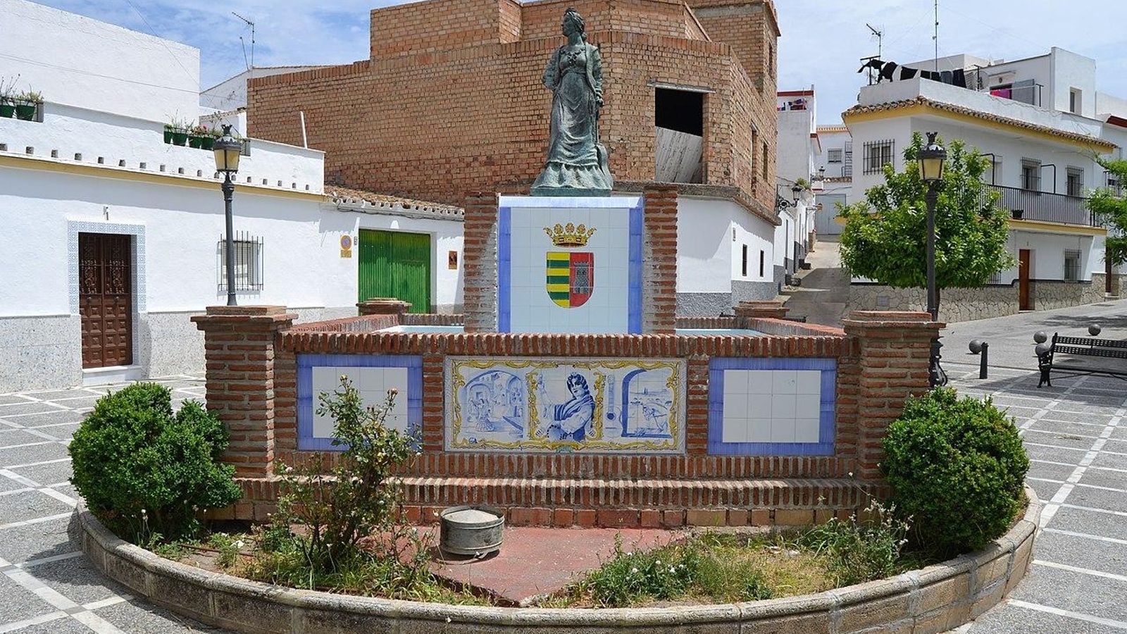 Monumento de Dolores La Petenera, en Paterna. Monumento de Dolores La Petenera, en Paterna.