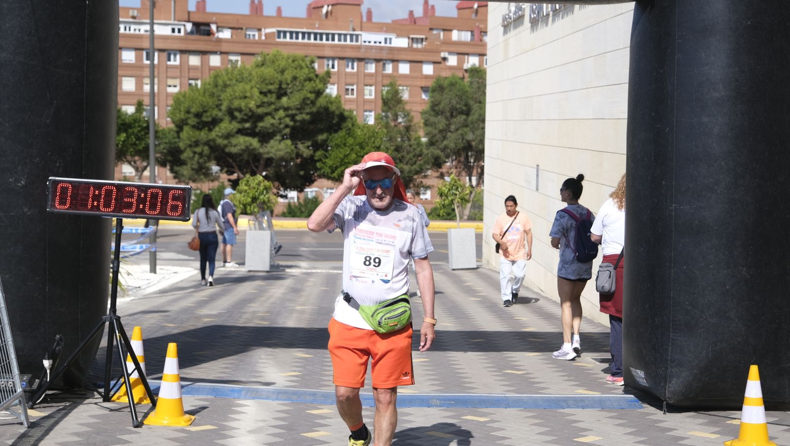 Imágenes de la II Carrera Sin Humo, en Almería