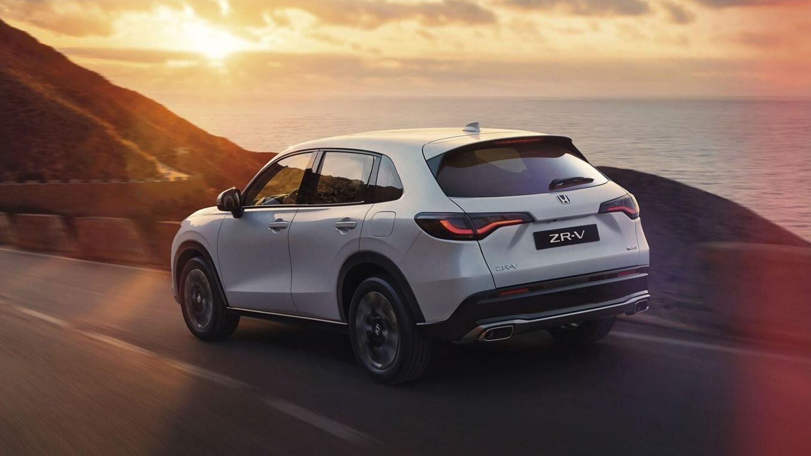 El tercer nivel de equipamiento del ZR-V permite obtener este SUV por un menor precio y, además, es la que menor consumo homologa. Las otras dos están en 5,8 l/100 km.